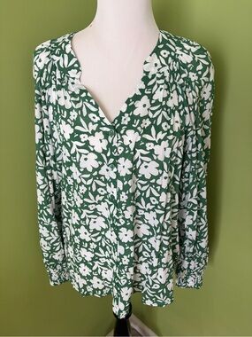 Sonoma Green and White Floral Button-Down Blouse